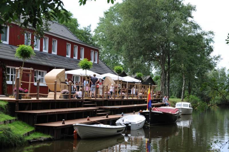 Отель Bootshaus Bedekaspel Экстерьер фото